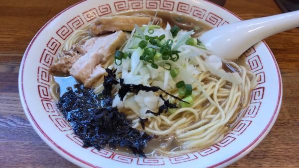 「煮干そば大盛り850円」@煮干中華そば専門 煮干丸の写真
