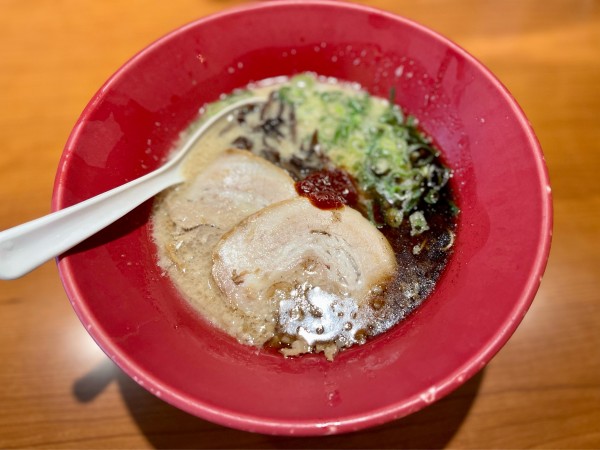 「赤丸新丸(カタ)」@一風堂 名古屋平針店の写真