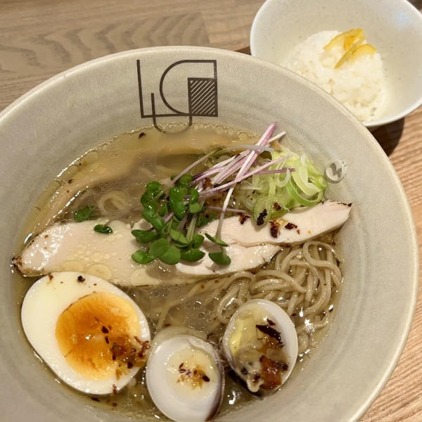 「鶏とハマグリの塩ラーメン＋ダイブ飯（ゆず）」@鶏soba Luca Lifeの写真