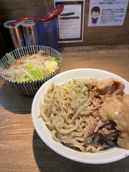 「予襲昆布−ZERO−(ニンニク/魚粉)」@麺屋 浜一の写真