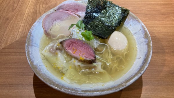 「特上塩らぁめん」@Japanese Ramen 五感の写真