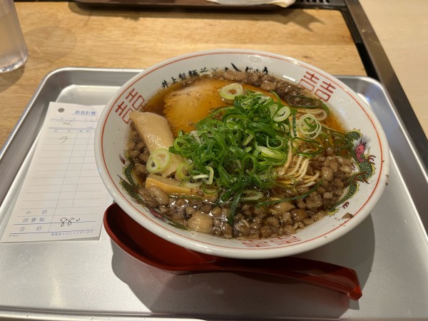 「尾道ラーメン」@八じゅう 渋谷店の写真