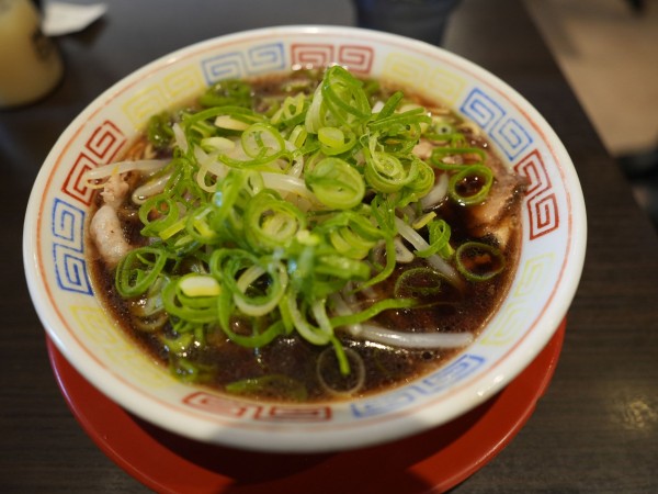 「中華そば(小)麺硬め＋焼きめし(並)」@新福菜館 秋葉原店の写真