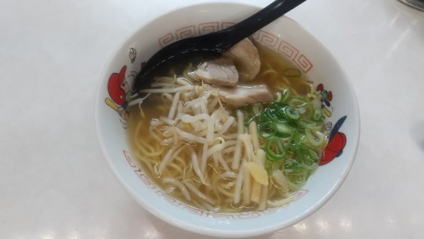 「牛骨ラーメン小600円」@香味徳 赤碕店の写真