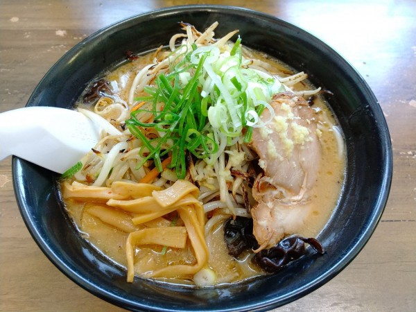 「野菜ラーメン(みそ)　1100円」@らぁめん おはなの写真