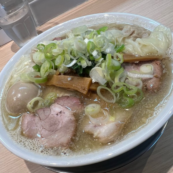 「チャーシューワンタンメン」@桜上水 船越の写真