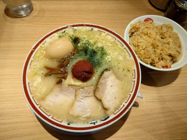 「山形辛味噌ラーメン 肉めし」@田中そば店 九段下店の写真