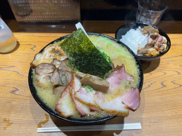 「特製中華そば」@中華そば まつ尾の写真