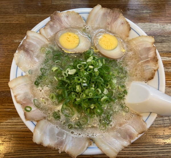 「全部入りラーメン+替玉 1390円」@博多ラーメン ばりこての写真