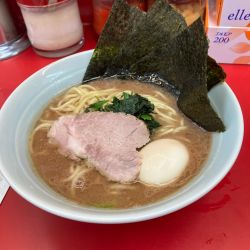 ラーメン並　700円