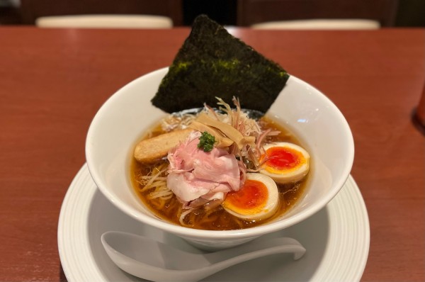「冷やし煮干らぁ麺 ¥1100」@酒肴場 屯の写真