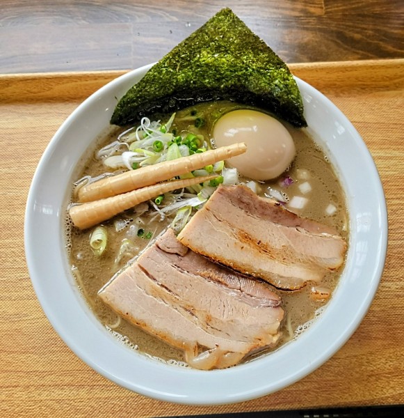 「濃厚中華そば」@中華そば あたりの写真