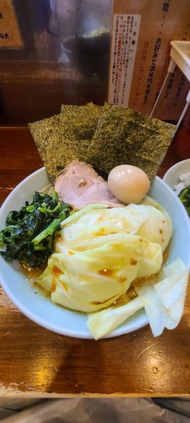「味玉ラーメン」@横浜家系ラーメン 家家家 飯田橋店の写真