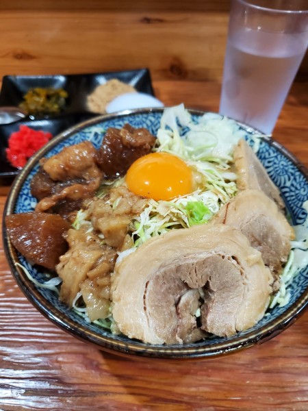 「牛スジまぜそば　1300円」@まぜそば さなじの写真