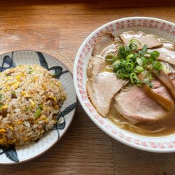 中華そば+炒飯ハーフ@900