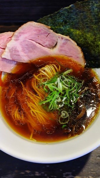 「らーめん　醤油　850円」@燵家製麺の写真