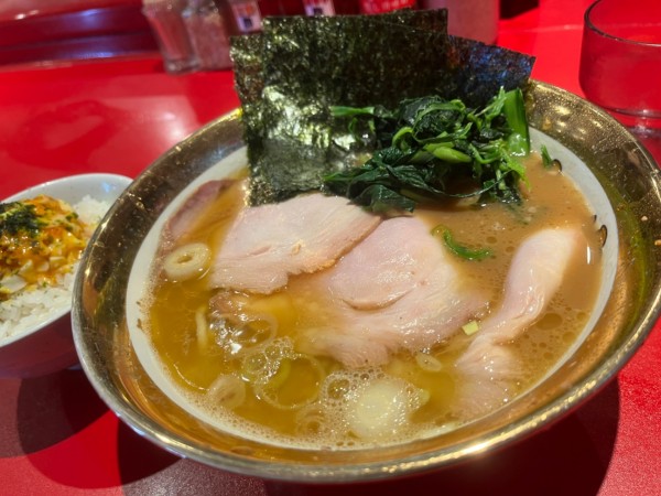 「チャーシューメン　たまごまぶし」@厚木家の写真