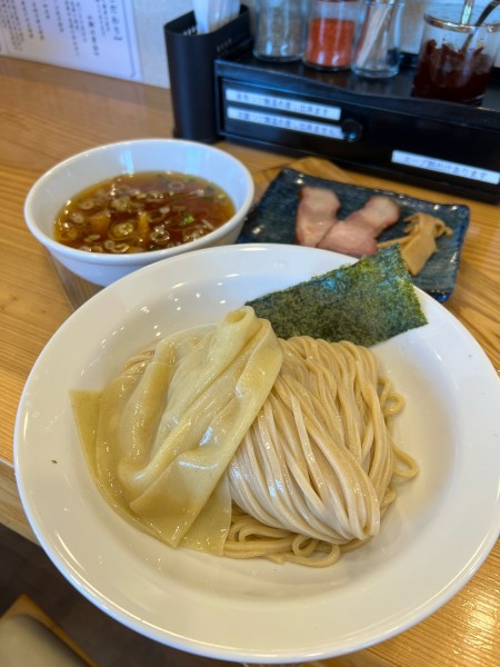 「淡麗醤油つけ麺」@麺道 ひとひらの写真