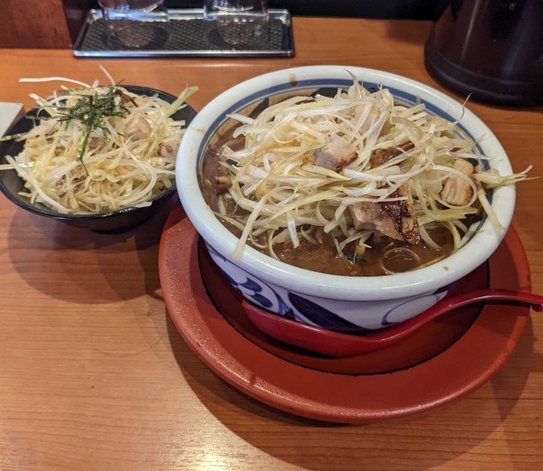 「麦みそラーメン + ネギチャーシュー丼」@みそらーめん 満開屋 芝東店の写真
