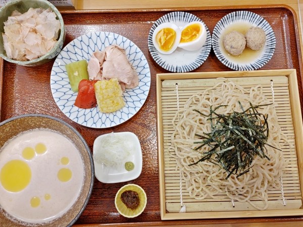 「くるみだれせいろ＋鶏つくね＋塩たまご」@しののめヌードルの写真