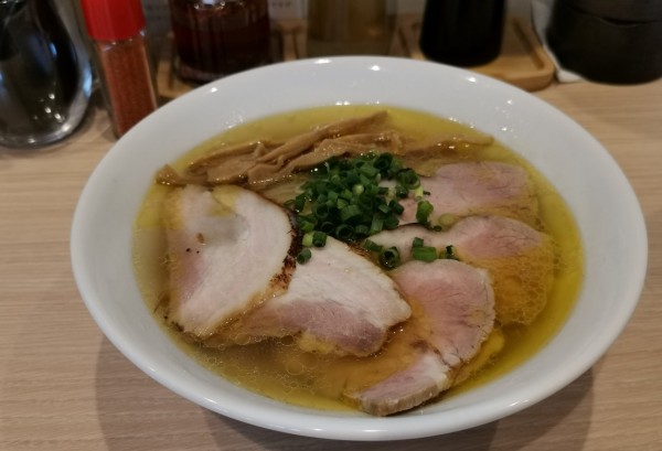 「塩チャーシューメン」@麺屋 サマー太陽の写真