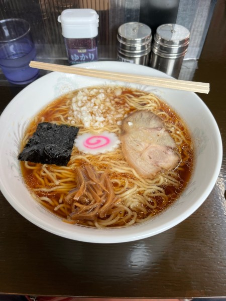 「醤油ラーメン大盛り750円」@いぬいの写真