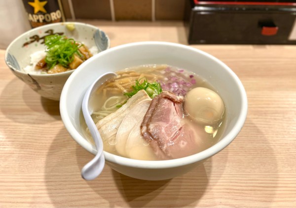 「【6月限定】蛤と鰹の冷やしそば（特製）¥1200」@中華そば みかわの写真