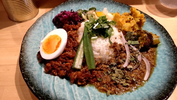 「2種愛掛け　1,200円」@スパイスカレー高丸の写真