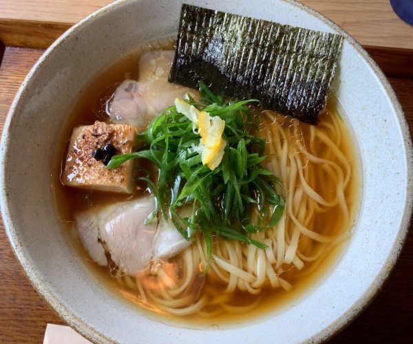 「醤油ラーメン」@RAMEN VILLAGE CAFEの写真