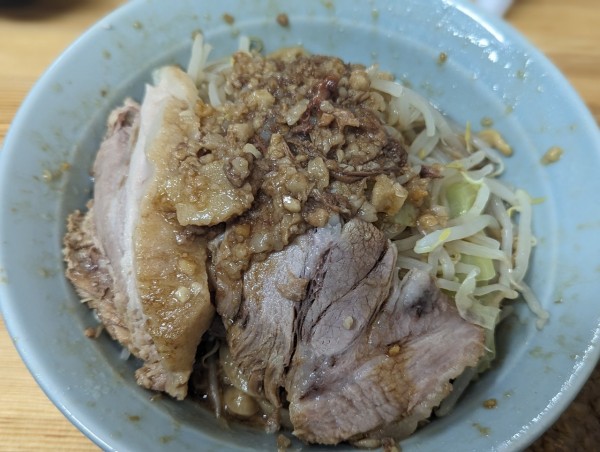 「醤油汁無し脂増し」@ラーメン工藤の写真