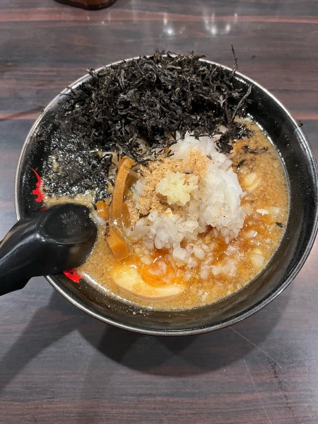 「背脂魚介ラーメン(950円)」@環七ラーメン 周麺の写真