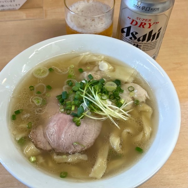 「ラーメン＋缶ビール」@手打ち麺処 好き酒師の写真