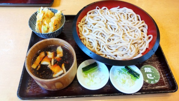 「肉汁 5L」@龍巳うどんの写真