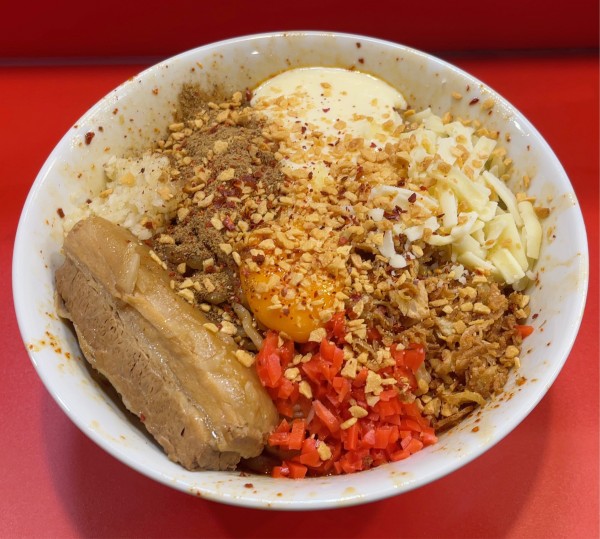 「辛口ジャンク 400g」@まぜそばマゼロー 船橋店の写真