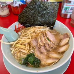 醤油ネギチャーシュー麺