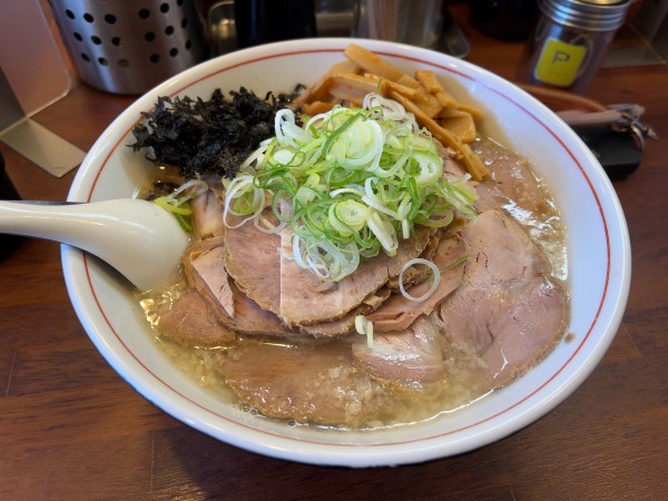 「肉そば大盛り1200円」@拉麺 梅太郎の写真