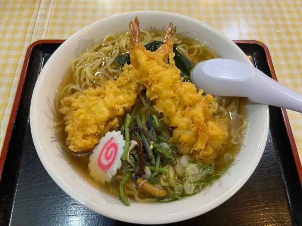 「天ぷらラーメン　大盛」@和食のじょうやま ベルシャイン伊那店の写真