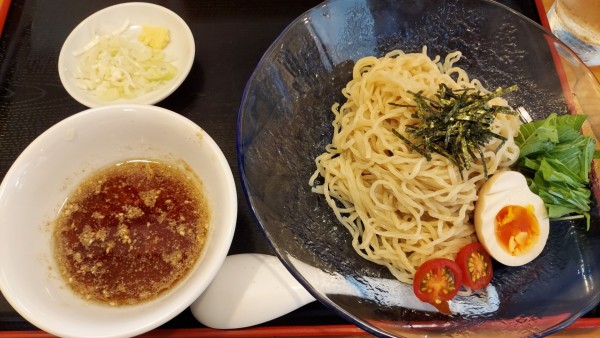 「冷やしつけ麺と半チャーハンと餃子セット 1200円」@美華の写真