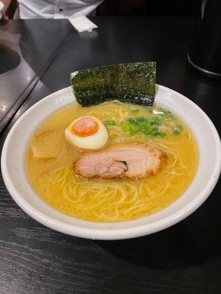 「えび塩ラーメン大盛り」@らーめん武蔵の写真