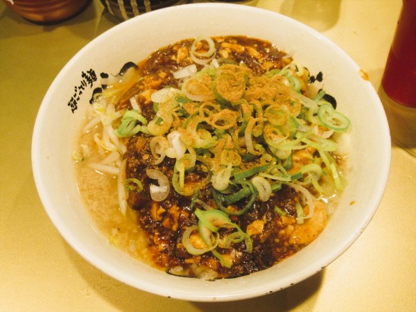「【限定】超背脂麻婆麺（1,180円）」@超ごってり麺 ごっつ 亀戸本店の写真