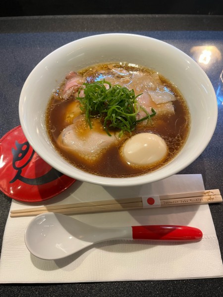 「チャーシュー味玉　醤油soba」@Japanese Soba Noodles 蔦の写真