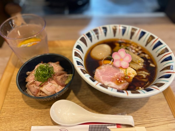 「冷やしえびそば+味玉+ローストポーク丼ミニ」@えびそば 緋彩の写真
