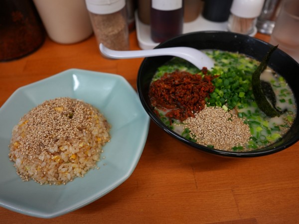 「ランチ Aセット 粉落とし」@博多ラーメン 長浜や 日暮里店の写真