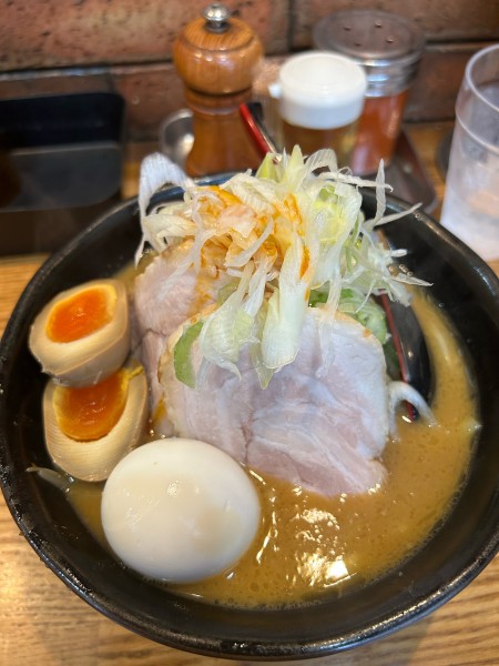 「味卵味噌チャーシュー麺」@麺処 花田 上野店の写真