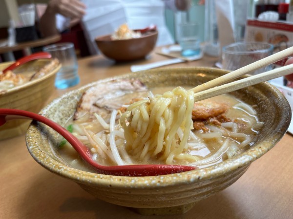 「九州味噌らーめん　869円」@みそ屋 田所商店 WBG店の写真