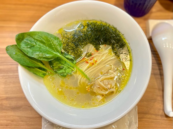 「しそ塩そば　半麺　1000」@拉麺 はま家の写真