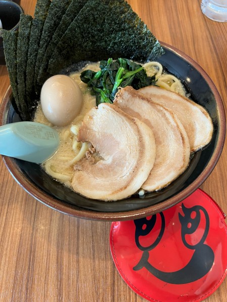 「MAXラーメン　塩」@横浜家系ラーメン 横浜道 野田蕃昌店の写真
