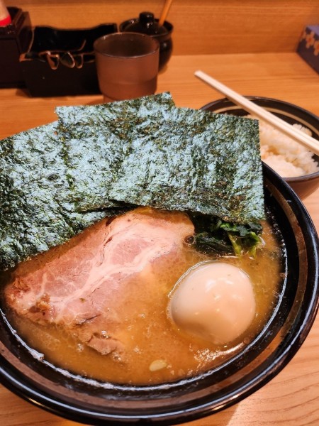 「ラーメン　並み」@紫蔵の写真