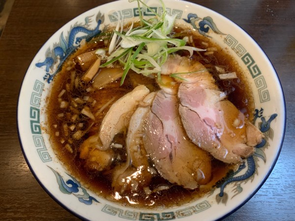 「醤油らーめん」@らーめん直方串王の写真