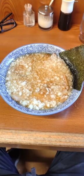 「ﾁｬｰｼｭｰﾒﾝ+玉ねぎ多め」@中華そば 吾衛門の写真